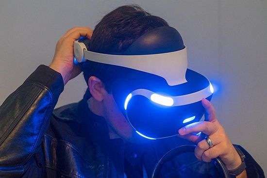 ‘VR-AR 헤드셋’ 2021년 1억대 출하 전망