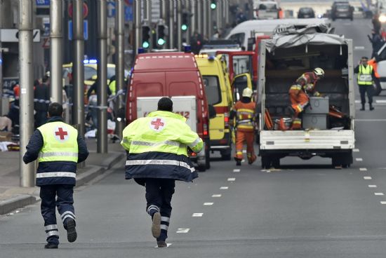브뤼셀 테러…잠잠하던 암호화 공방 또 '폭발'