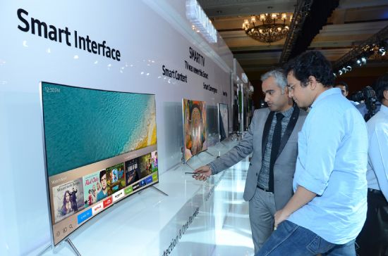 삼성전자, 현지 특화 TV로 인도 시장 공략