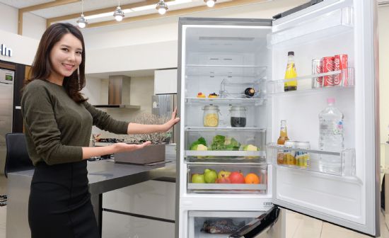 LG전자, 1인가구 겨냥 상냉장·하냉동 냉장고 출시