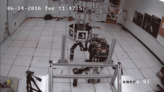 나사, 연구 중인 로봇 배터리 폭발