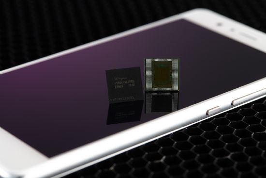 SK하이닉스가 8GB LPDDR4X 모바일 D램 (사진=SK하이닉스)