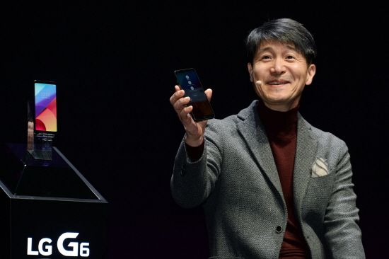 LG G6, 3월10일 韓 출시…89만9천800원