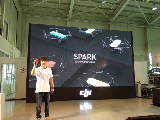 DJI, 소형 드론 '스파크' 한국시장 출시