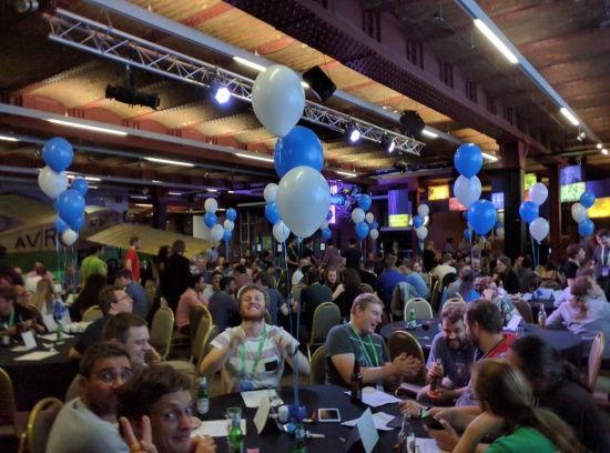 최근 열린 GNOME 탄생20주년 기념 파티 모습