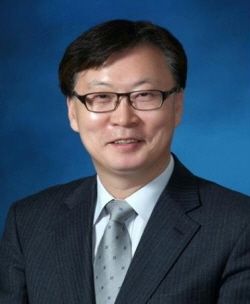 4기 방통심의위 출범…위원장에 강상현 연세대 교수