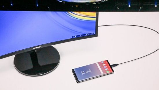 '휴대폰이 PC로'…삼성 덱스, 노트9으로 진화