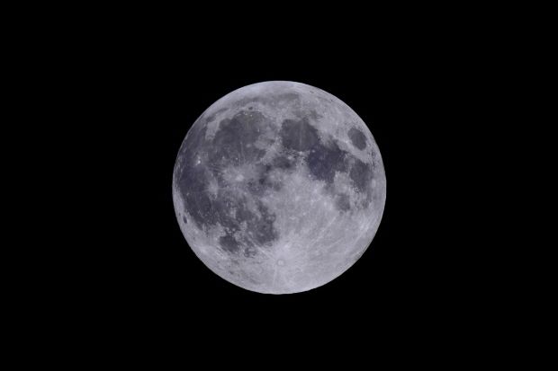 추석 보름달, 6시 19분에 뜬다