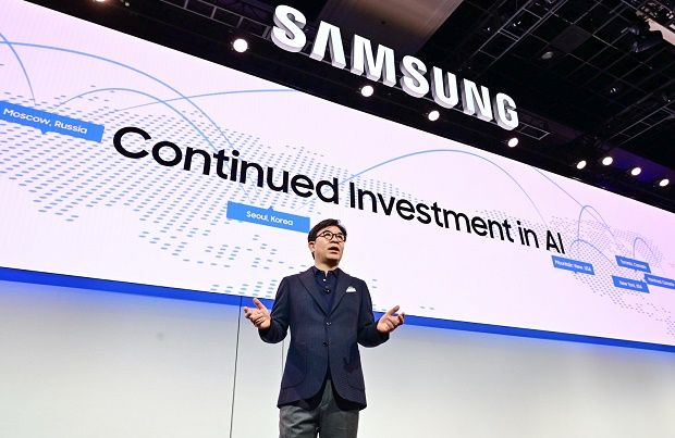 삼성은 왜 구글 놔두고 빅스비에 힘줄까