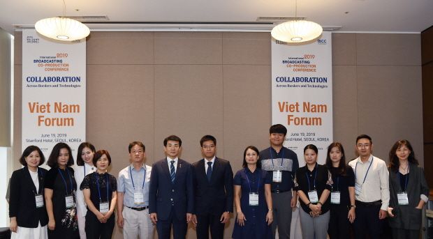 “베트남 방송을 한 자리에”…방통위, 베트남 포럼 개최
