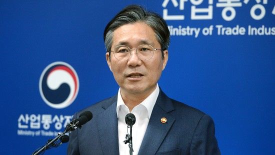 성윤모 장관, 설 맞아 서산 석유비축기지 현장점검