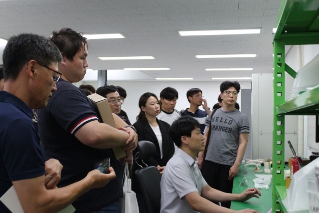 한국로봇산업진흥원은 28일 대구 진흥원 본원에서 ‘로봇 제품화 기술지원 기업초청 설명회’를 개최했다고 29일 밝혔다. (사진=한국로봇산업진흥원)