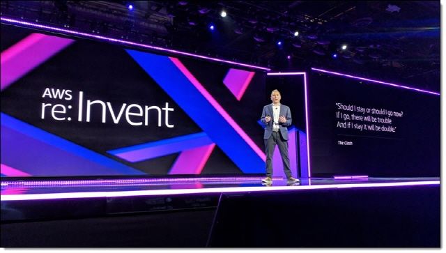 리인벤트 2019에서 기계학습 관련 도구를 중요하게 소개한 앤디 재시 AWS CEO.