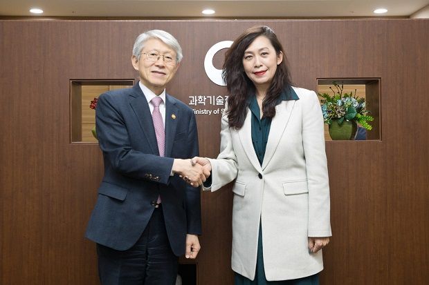 최기영 장관, 유료방송 협회장과 잇따라 면담…산업 활성화 논의