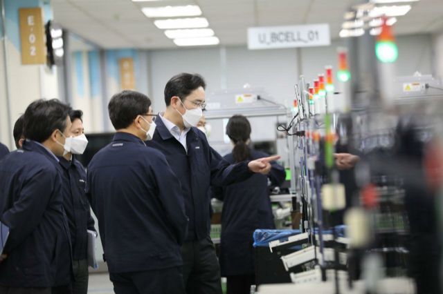 삼성·LG, 코로나19에 사업계획 '超단기 대응'으로 재정비