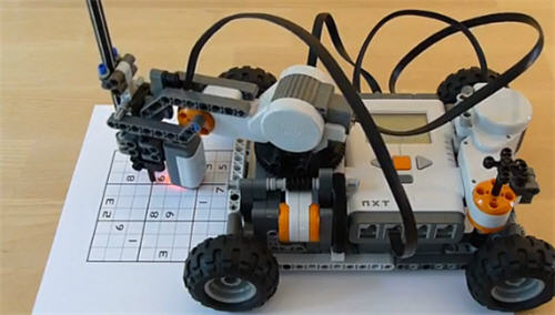 스도쿠 퍼즐 푸는 레고 로봇 - 지디넷코리아