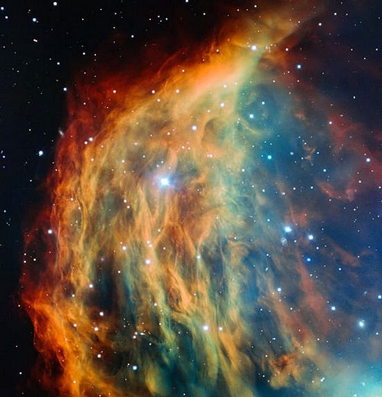 강렬한 빛을 뿜는 메두사 성운의 모습 - 사진 : ESO