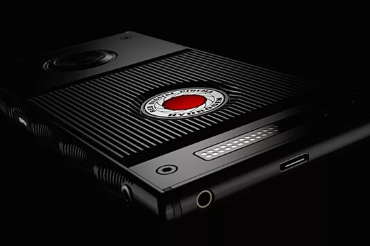 특수 카메라 회사 레드가 3D 스마트폰을 공개한다. (사진=레드)