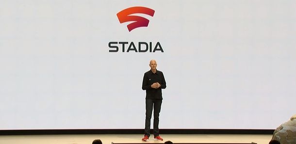 GDC 2019에서 스타디아를 발표 중인 필 해리슨 부사장