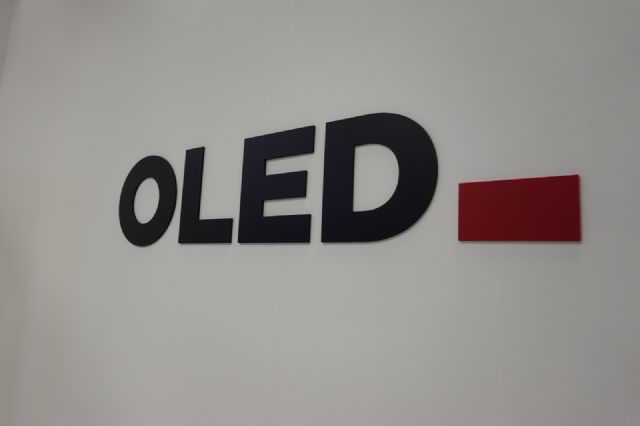 화웨이도 OLED TV 출사표…원조 LG전자의 이해득실