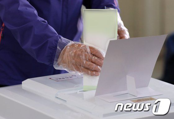 21대 총선 투표율 60% 돌파 코 앞…3시 기준 56.5%