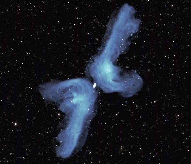 신비한 ‘X자 은하’의 비밀, 전파망원경이 밝혀냈다