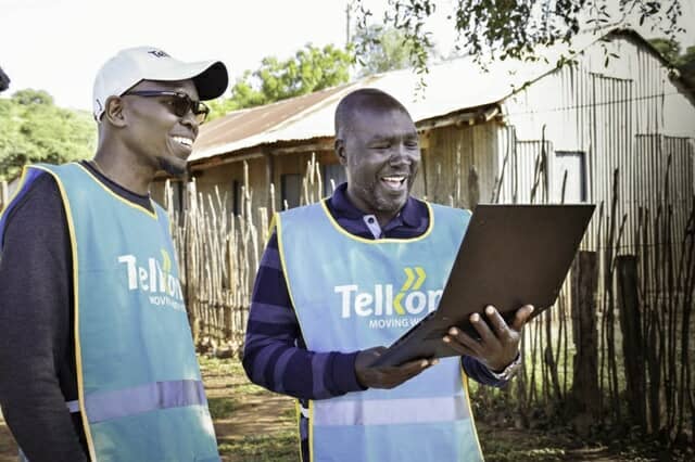 풍선 인터넷 룬, 케냐에서 상용 서비스 시작