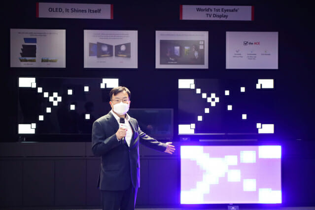 LGD “OLED is the best display in the untouch era… technology is evolving”