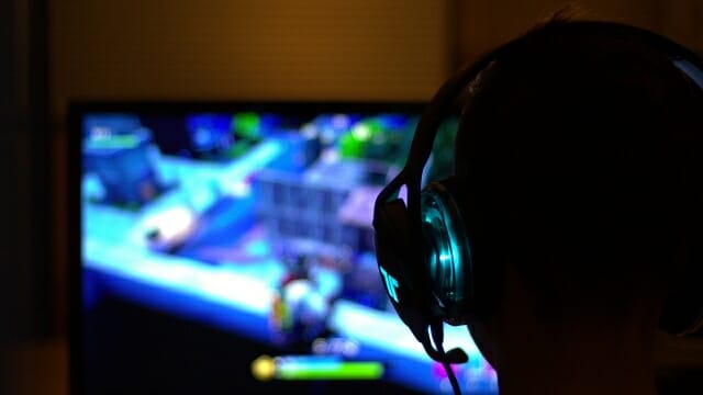 온라인 게임은 PC 성능 못지 않게 네트워크 지연 시간이 중요한 영향을 미친다. (사진=픽사베이)