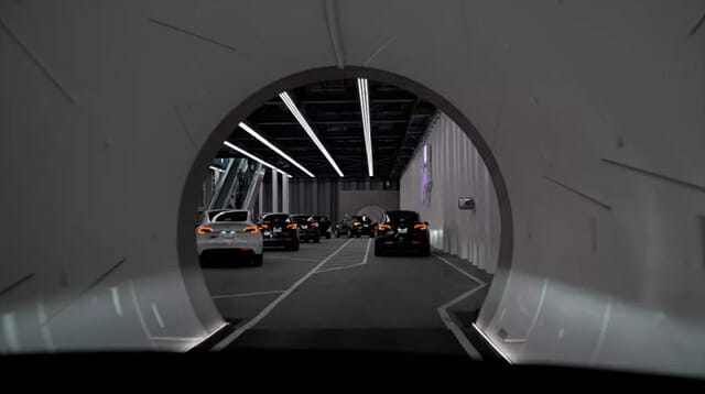 일론 머스크의 초고속 지하터널, 마침내 운행 시작