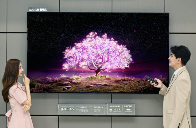 LG전자, 세계 최초 83형 올레드 TV 출시