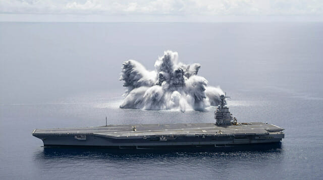 美 해군, 최첨단 항공모함 폭파 테스트 장면 공개