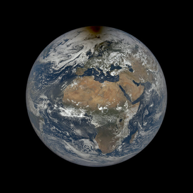NASA, 특이한 지구 사진 공개…