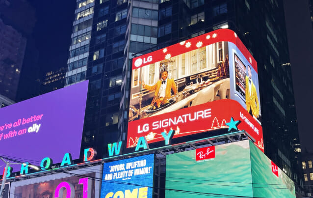 미국 뉴욕 타임스스퀘어에 있는 LG전자 전광판 (사진=LG전자)