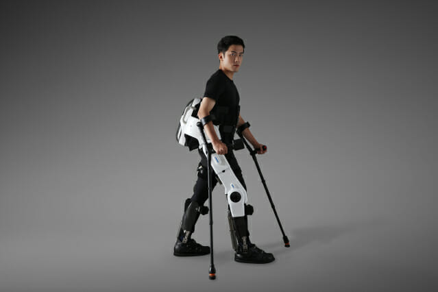 하지 마비 장애인, 웨어러블 로봇 입고 걷는다 - 공경철 교수(기계공)