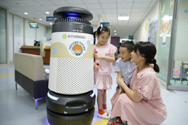 현대로보틱스, 서울아산병원서 방역로봇 운영