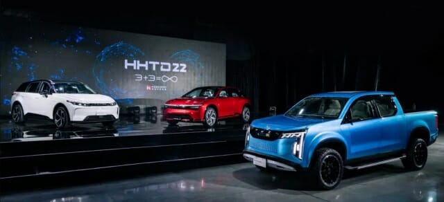 2022년 10월 18일 폭스콘은 연례 기술행사 'HHTD22'에서 전기차 픽업트럭인 ‘모델V’와 스포츠 크로스오버 해치백인 ‘모델B’ 시제품을 공개했다. (사진=혼하이/폭스콘)