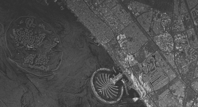 SAR로 관측한 아랍에미리트 인공섬. 더 월드(왼쪽)와 팜 주메이라(오른쪽) 등을 볼 수 있다. (사진=KAIST)