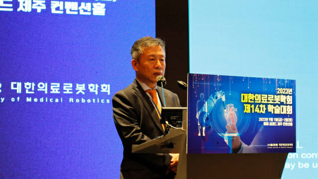 미래컴퍼니, 수술로봇 '레보아이' 성과 발표