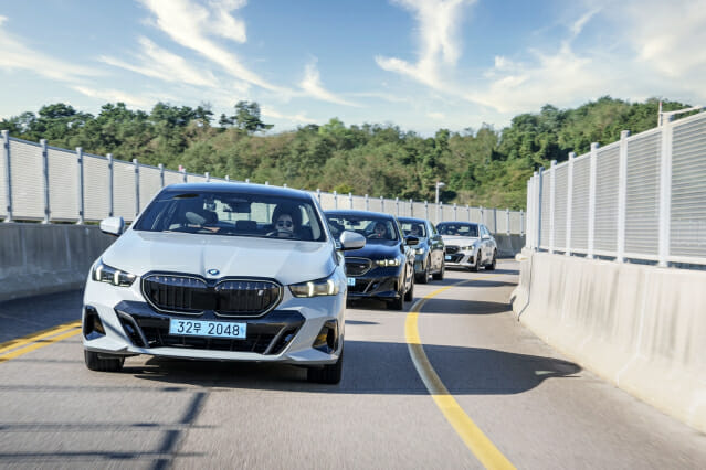 [이주신차] BMW, 아이코닉 세단 ‘뉴 5시리즈’ 韓 최초 출시