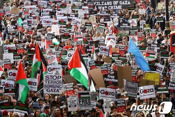英서 10만명 모였다...반이스라엘 시위 확산