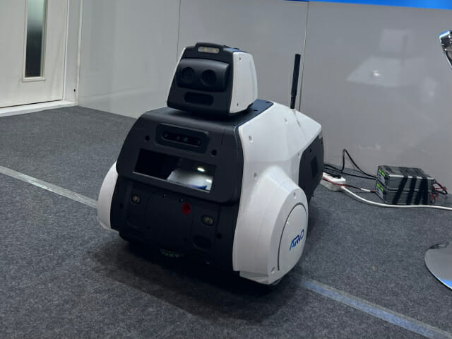 국제치안산업대전 세오 부스에 보안로봇 '아르보 S3'가 전시됐다. (사진=신영빈 기자)