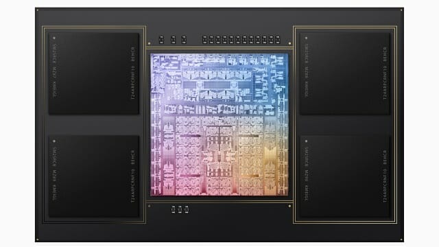 M3 맥스 칩은 최대 128GB 통합 메모리를 탑재할 수 있다. (사진=애플)
