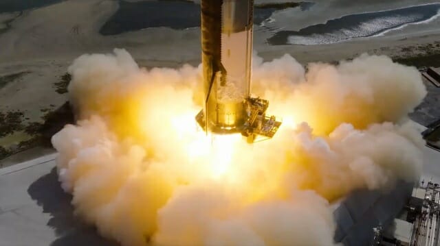 [영상] 스페이스X, 스타십 3차 발사 앞두고 엔진에 불 붙였다