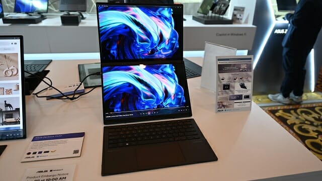 Asus ZenBook Duo : un portable avec deux écrans OLED 14 pouces 