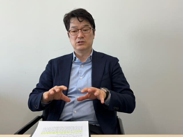 이유진 라온시큐어 부사장이 20일 서울 여의도 사옥에서 지디넷코리아와 인터뷰하고 있다.(사진=유혜진 기자)