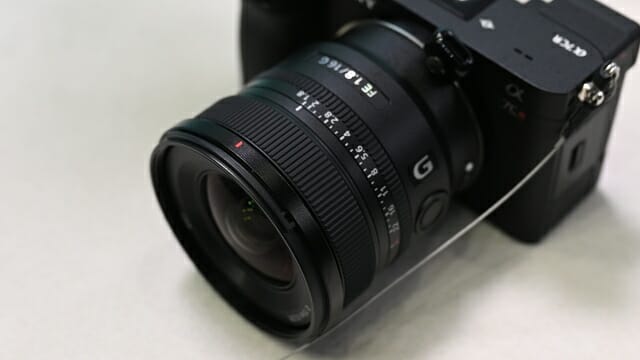E마운트용 FE 16mm F1.8 G(SEL16F18G) 렌즈. (사진=지디넷코리아)