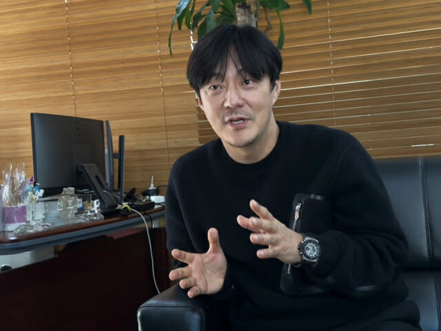 신호철 넷앤드 대표가 회사를 설명하고 있다.