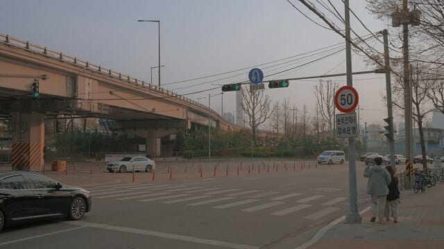 필름 느낌을 주는 'FilmPop_Leno' 적용 사진 예시. (사진=지디넷코리아)