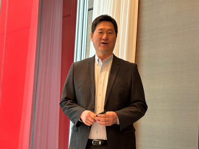 이효은 카스퍼스키 한국지사장이 14일 서울 여의도 페어몬트호텔에서 열린 기자간담회에서 발표하고 있다.(사진=유혜진 기자)